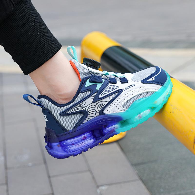 New 2025 Classmate Sneakers Sports Spring Boys Mesh Boys Classmate Breathable Children Children Tide