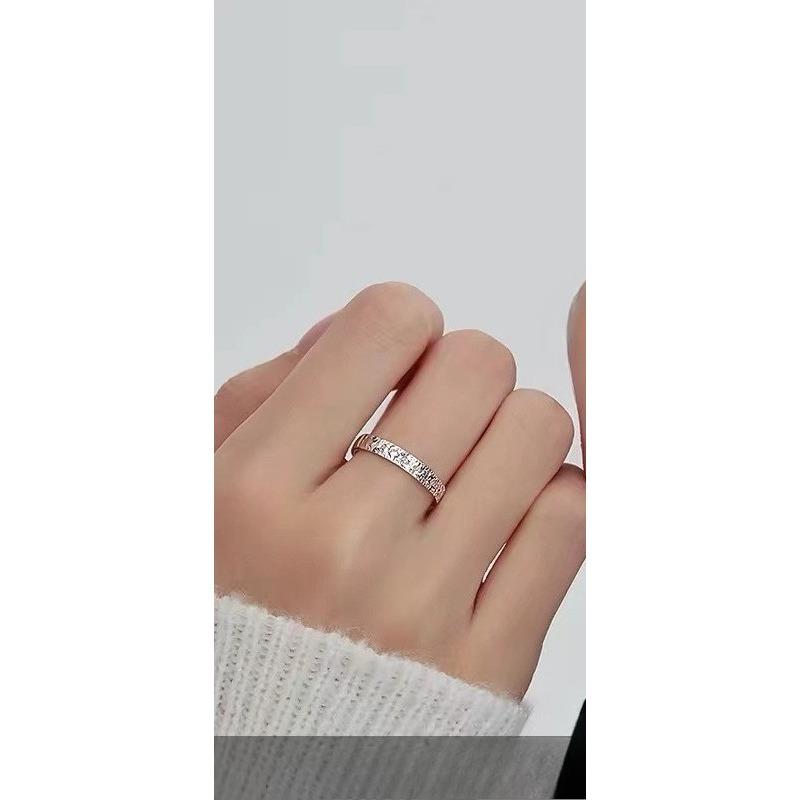 

Crushed ice ice ring, index finger ring, for both men and women, plain circle, small-scale niche luxury, matching ring band Womens style
