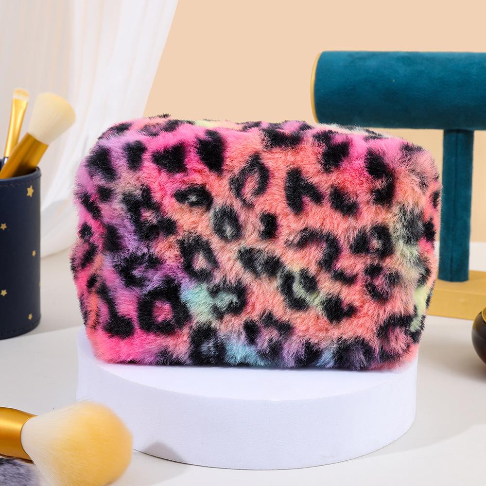 New Leopard Print Soft Plush Cosmetic Bag Makeup Bag Portable Toiletries Skincare Product Storage Bag Travel Makeup Organizer