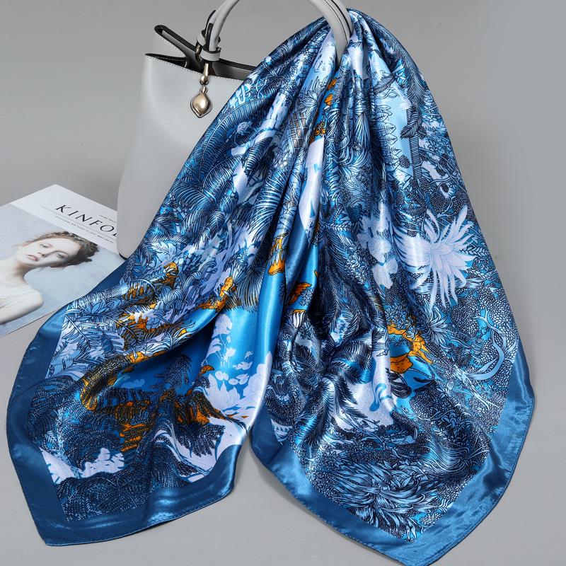 Foulard quadrato in seta stile influencer: Sciarpa da collo da donna alla moda, Sciarpa, Protezione solare, Garza stampata, Accessorio per abbigliamento professionale