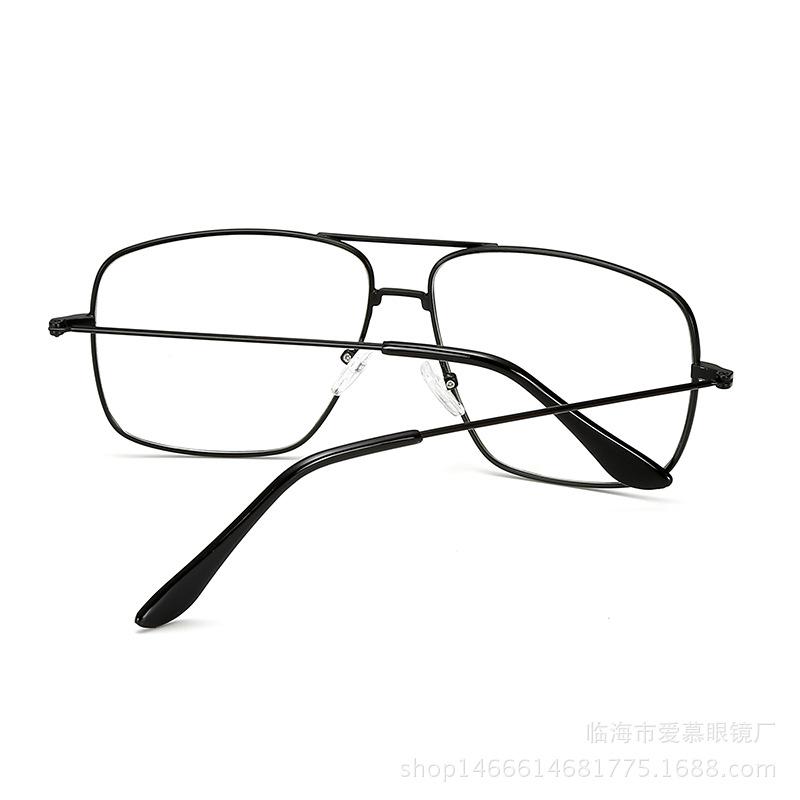 Fashion Square Frame Vintage Eyeglasses Women Oversized Metal Glasses Frame Anti Blue Light Glasses Gold Optical Spectacle