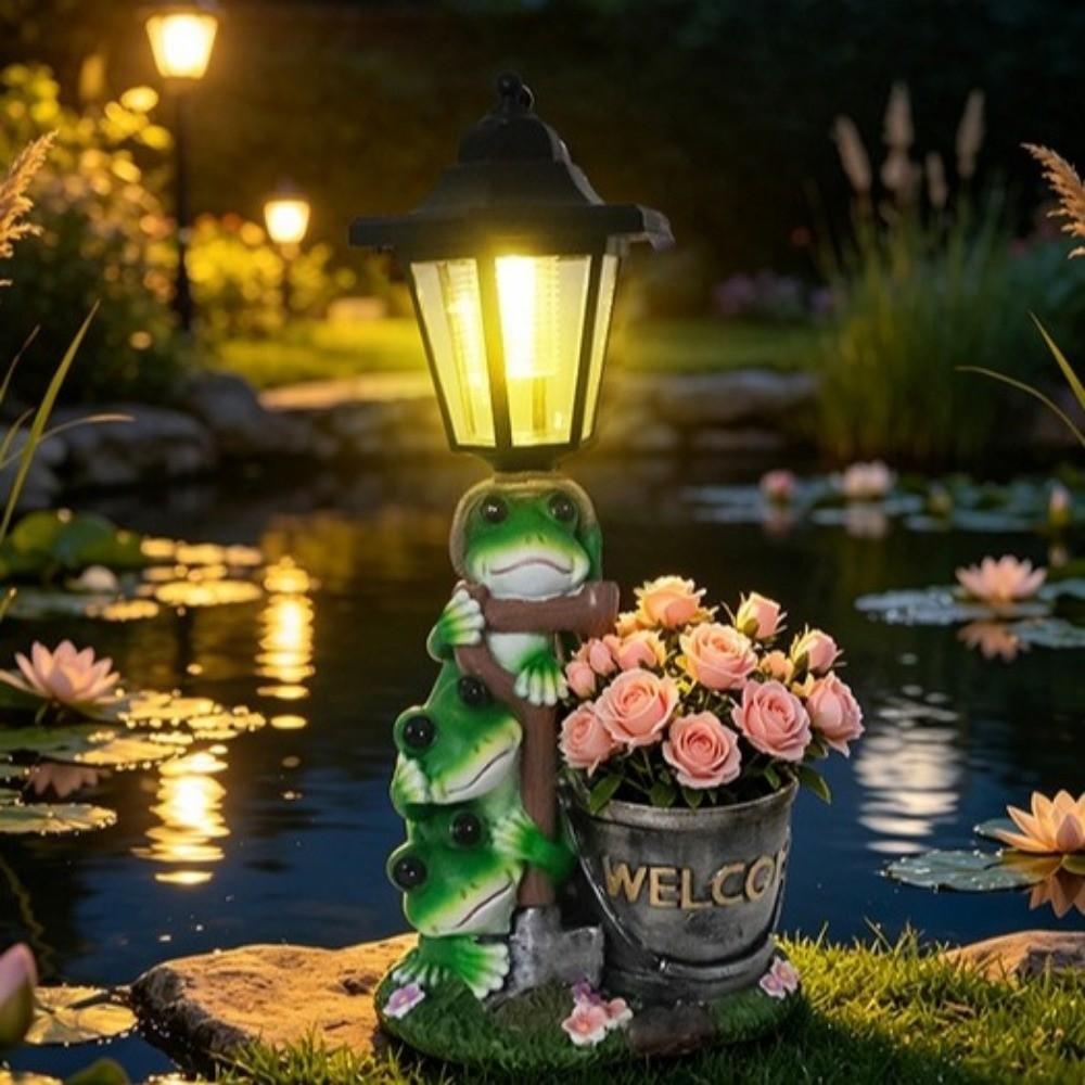 Weatherproof Frog Statue Solar Light Resin Solar Frog Lamp Frog Plant Pot Light Lawn Decor