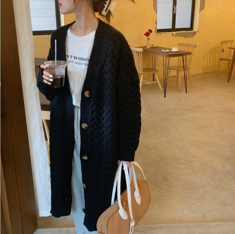 Women's Mid-Length Retro Knit Cardigan: Cozy, Loose Autumn/Winter Sweater Coat