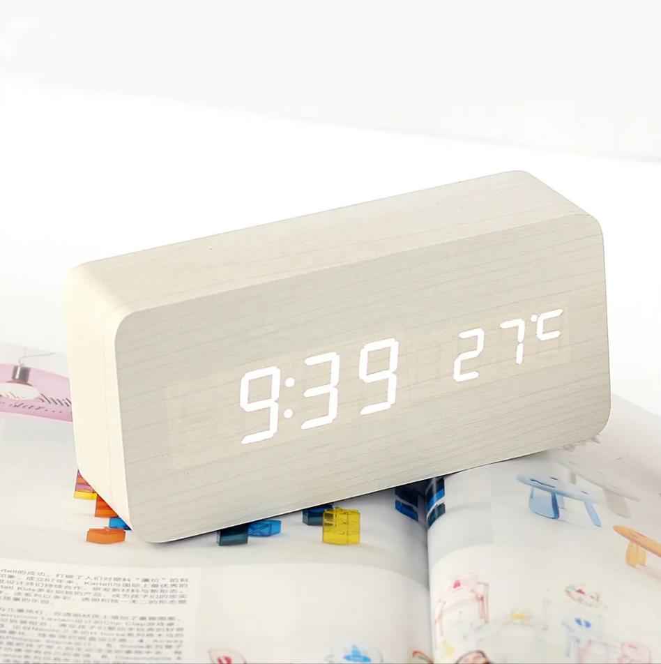 2025 Hot Square LED Digital Watch Travel Alarm Clock with Sound Control Calculator for Office & Home Use 6 Inch