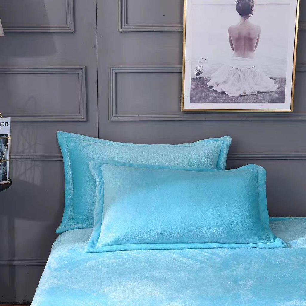 Zestaw poszewek na poduszki welurowych: Zestaw 2 plamoodpornych, aksamitnych poszewek na poduszkę, 48x74cm, wysoka wartość