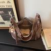 Soft PU Hobo Bag with Slouchy Design and Adjustable Strap Ideal for Everyday Use and Casual Outfits