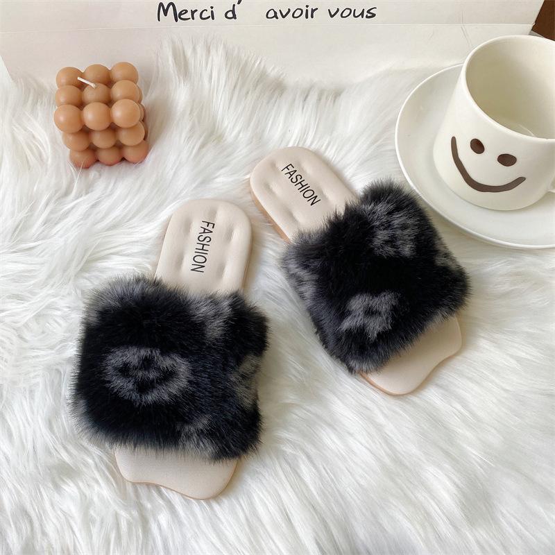 Fashion New Arrival Winter Warm Slides Sheepskin Sliders Women's Real Wool Fur Slippers Home Indoor Winter Shoes outdoor slippers