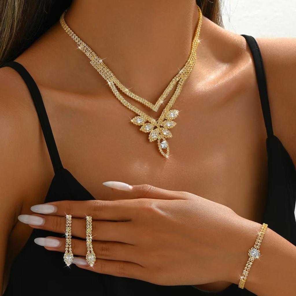 Brilliant Rhinestone Tassel Necklace Earrings Set Bridal Wedding Accessories