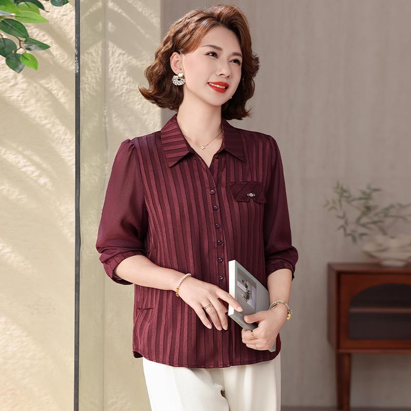 

2026 Summer Stylish Seven-Sleeve Slimming Top for Fashionable Mothers and Trendy Middle-Aged Women 5XL (150-165 kg) фіолетовий