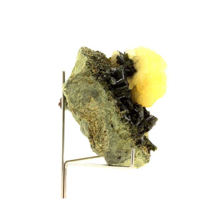 Pierres et Minéraux. Prehnite + Epidote + Stilbite. 701.0 ct. Diamonkara, Kayes, Mali.