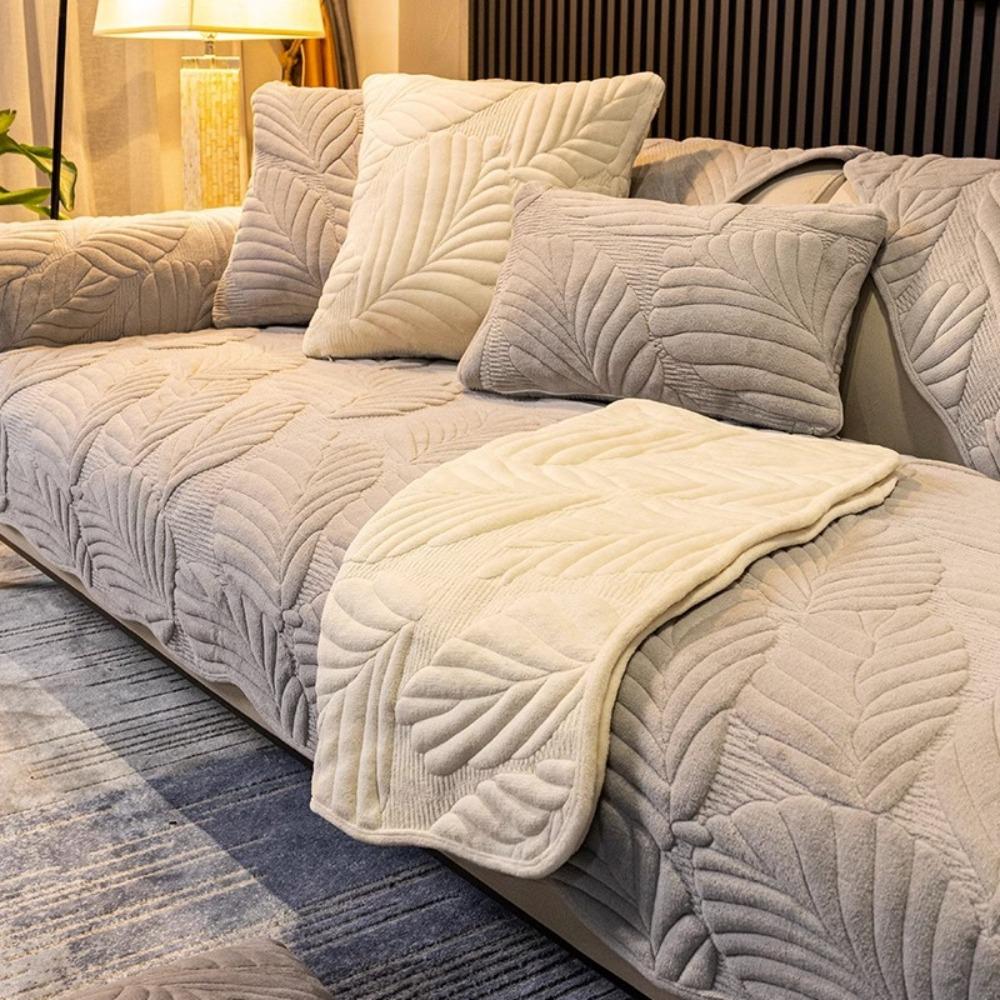 Sofa Cover Towel Milk Velvet Leaf Pattern Sofa Cover Nordic Style Dirt-resistant Couch Cover Washable Thickened Sofa Mat Winter