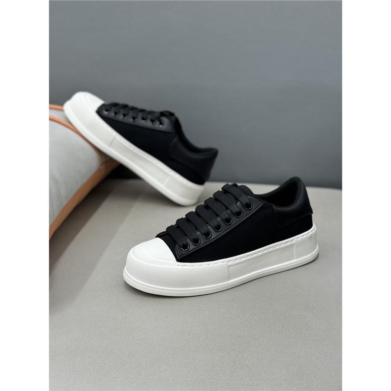 Nuove scarpe comode sneakers traspiranti e comode dnh
