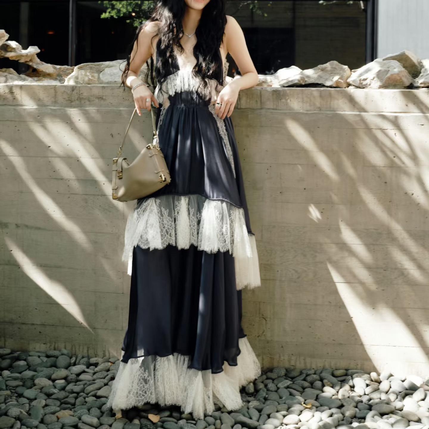 

Spring/Summer Lace Patchwork Layered Camisole Dress Small глибокий/синій