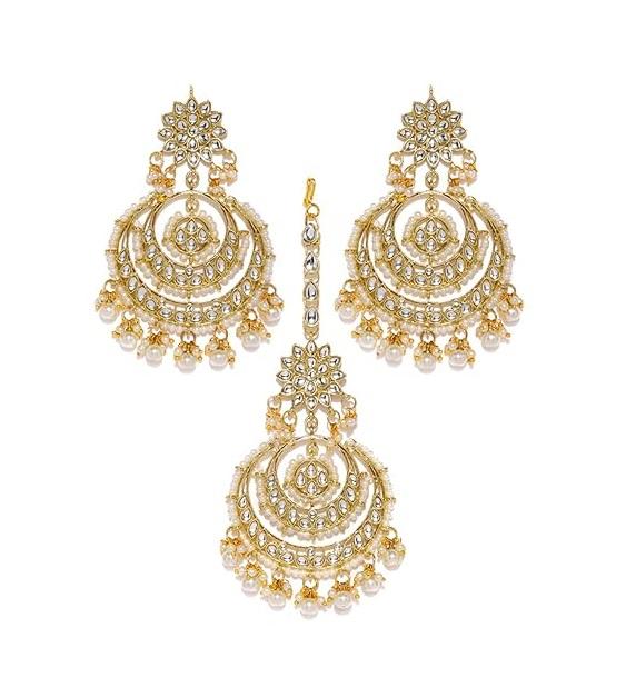 Gold Tone Kundan & Pearls Traditional Earring & Maangtikka Set For Women Onesize