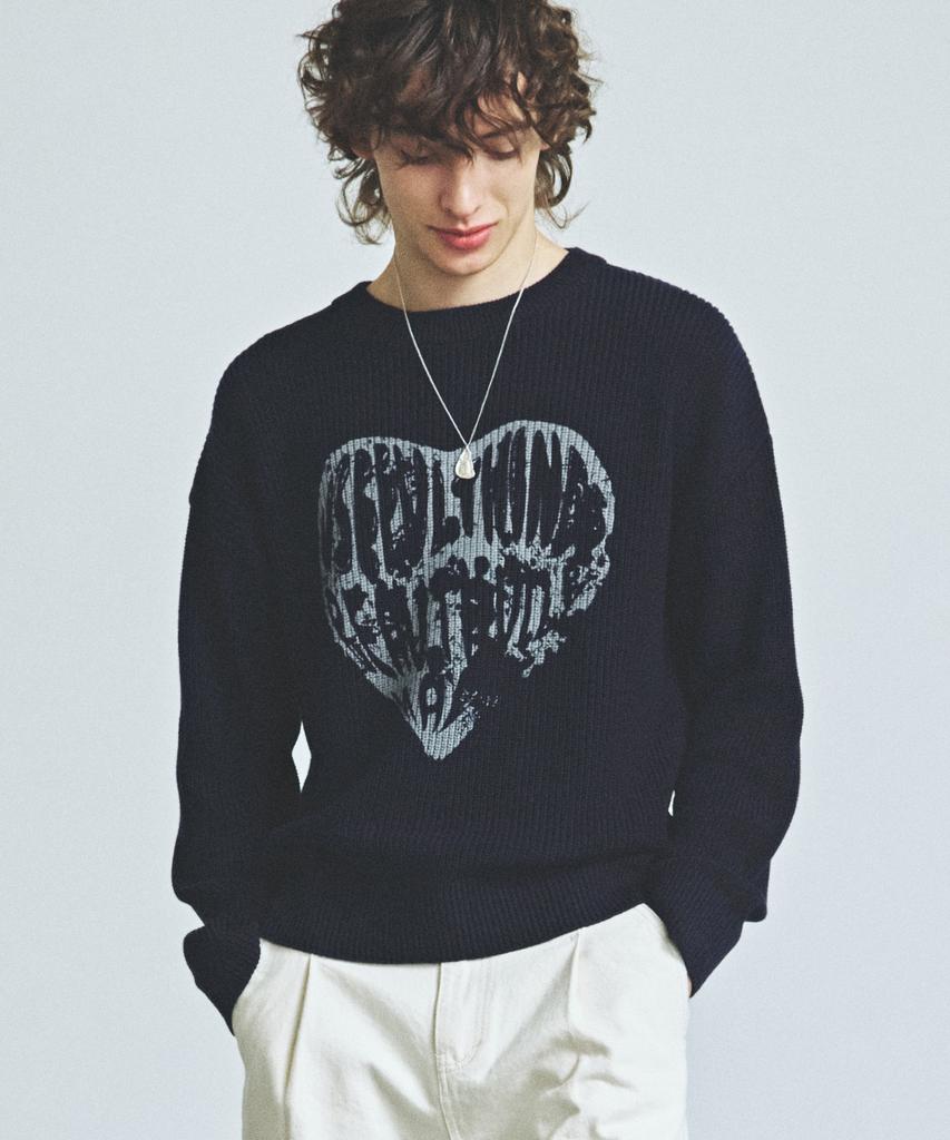 KNITTED Vintage Heart Round Knit Navy