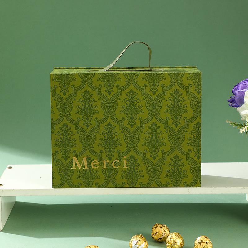 Ретро подарочная коробка с откидной крышкой: Упаковочная коробка большого объема для свадьбы и праздников