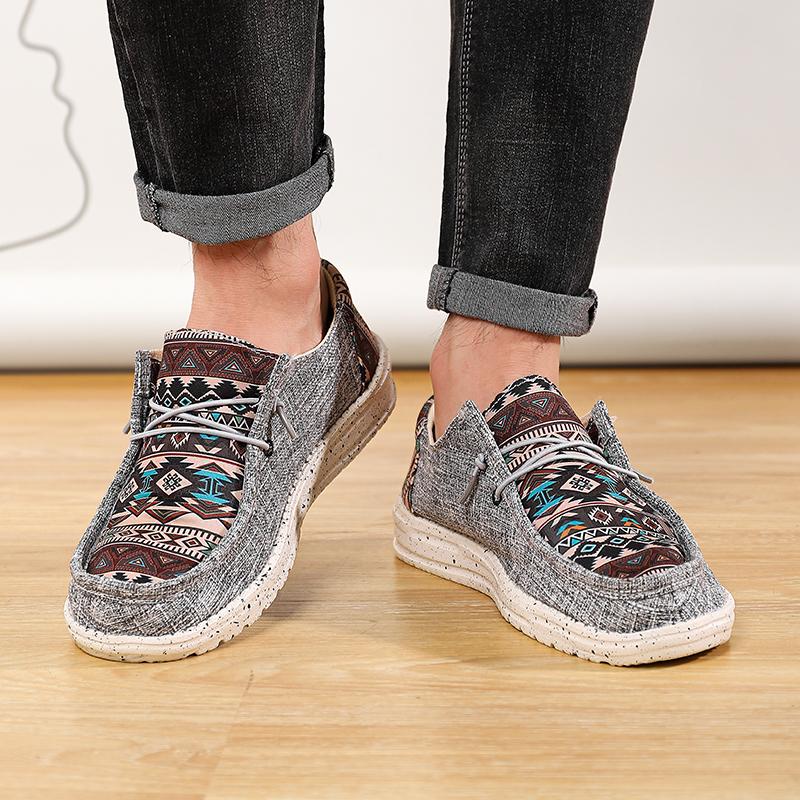 Letnie nowe etniczne buty męskie lniane płócienne modne buty do chodzenia swobodne oddychające płaskie buty 2025 jeden krok stepping