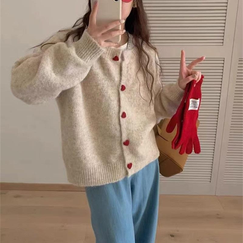 

Korean Version Of The Round Neck All-match Design Sense Of Love Women s Button Knit Cardigan 2025 Autumn And Winter New Jacket One Size абрикосовий