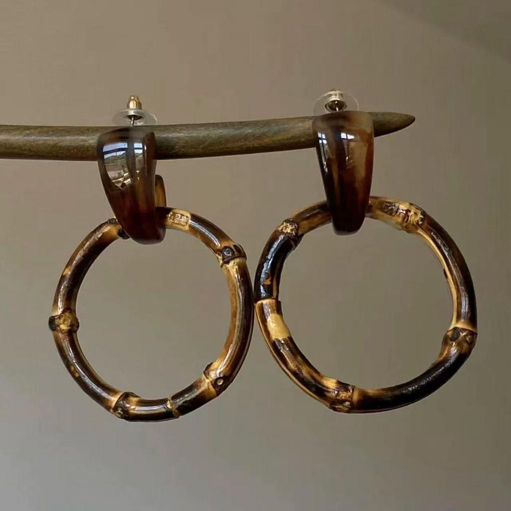 Vintage Ethnic Silver Needle Diamond Inlaid Round Flower Acrylic Resin Stud Earrings for Women