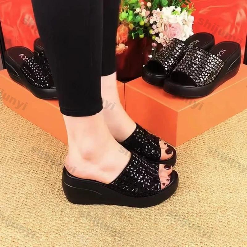Fashion Women Chunky Platform Slippers Summer Thick Bottom Diamond Wedge Heels Sandals Woman Non Slip Outdoor Flip Flops Plus Size 43