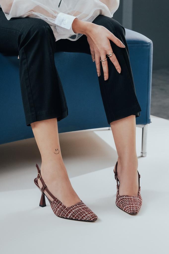 Women's Fashion Style Special Design Linen High Heel Shoes