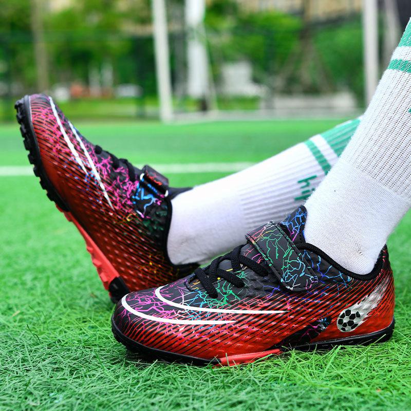 Cheap kids soccer boots broken nails student training shoes Velcro short spikes artificial grass children's foot training shoes