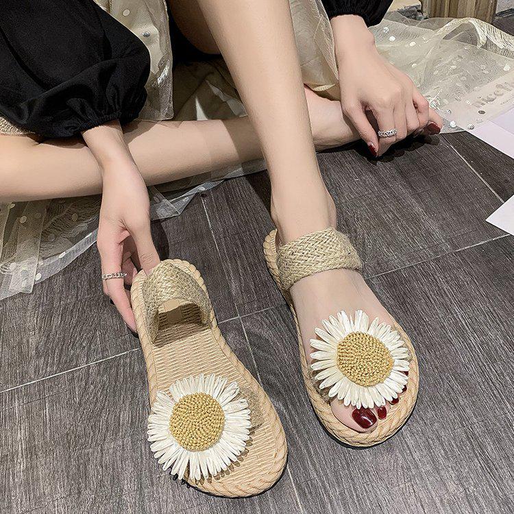 Daisy Women's Herringbone Hemp Rope Flip-Flops: Summer Straw Woven Low Heel Slip-On Sandals