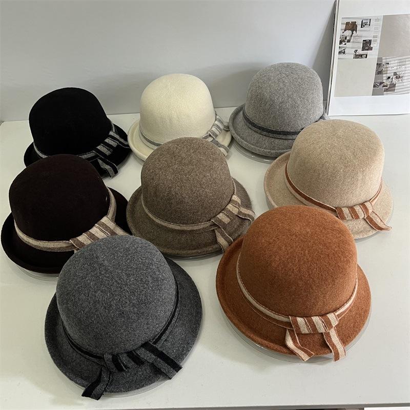 Herbst- und Winter-Fischermütze Kinder Herbst- und Wintermode Woll-Beckenhut warmes Temperament Mutterhut gekrempelte Kante mittleren Alters
