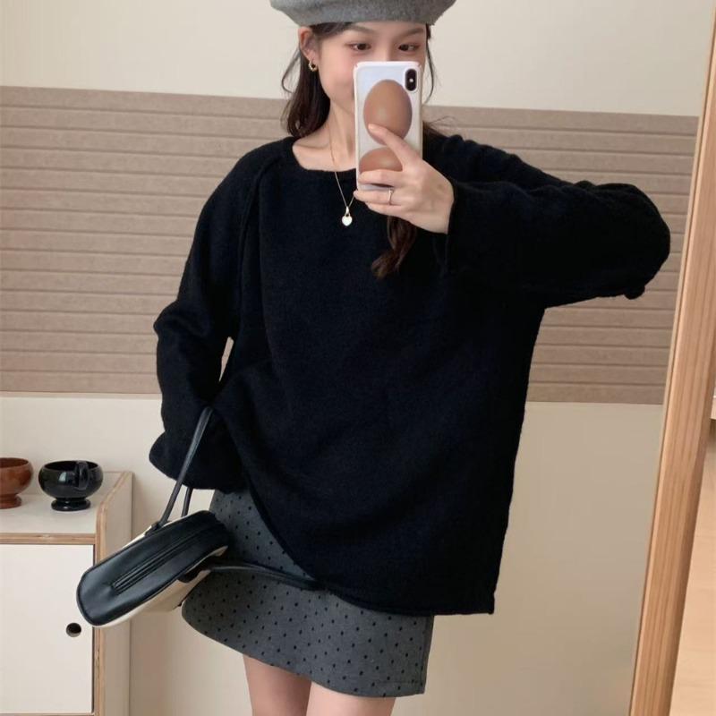 Loose large size lazy wind pullover sweater women's autumn and winter new design soft waxy crew neck knitted sweater