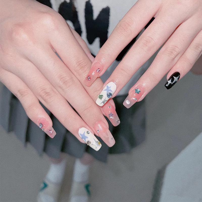 

Dopamine-Inspired Handmade Cute Press-On Nails - Removable Fake Manicure Patches UV Gel Glue Model