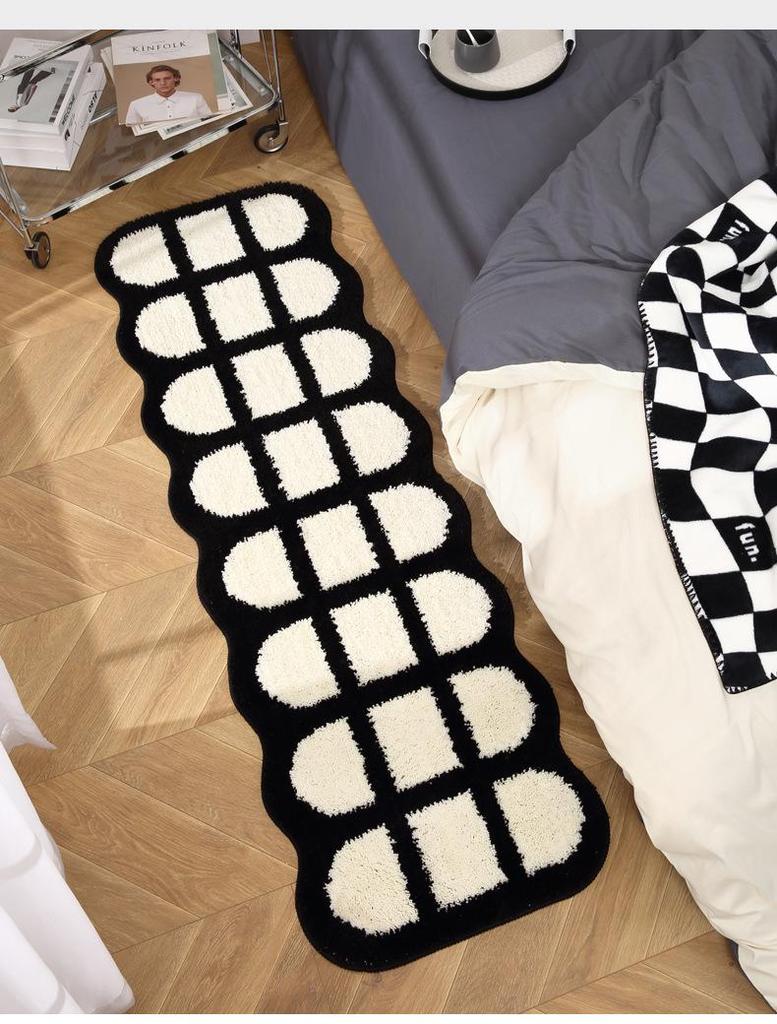 Checkered Non-Slip Absorbent Bathroom Mat - Thickened Bedside and Toilet Floor Rug