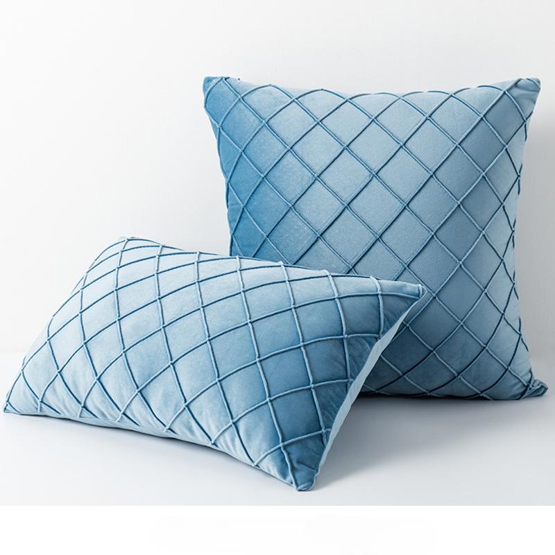 Pack of 2 Velvet Plaid Throw Pillows Sofa Decorative Pillow Covers Soft Solid Cushion Case for Bedroom Car Outdoors