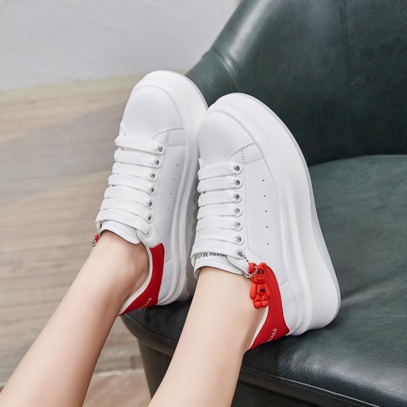 2025 Autumn New Leather Thick Baseplate Shoes Women's Versatile Small Height McQueen Shoes Casual Big White Shoes Single Shoes