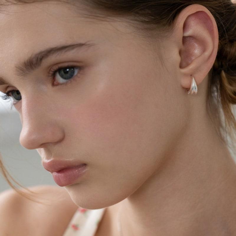 Tatiana Blended Flow Hoop Earrings EC3178