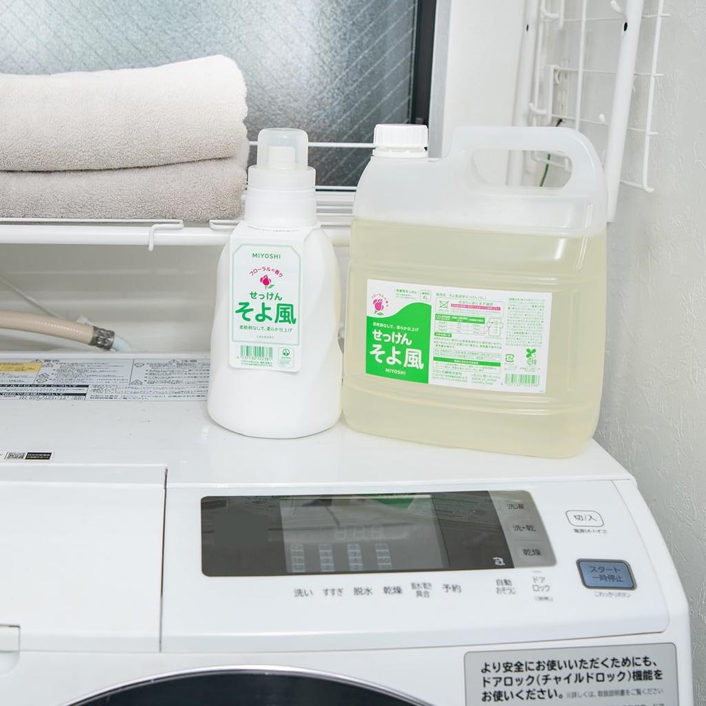 MIYOSHI Commercial Liquid Gentle 4L Soap, Breeze,