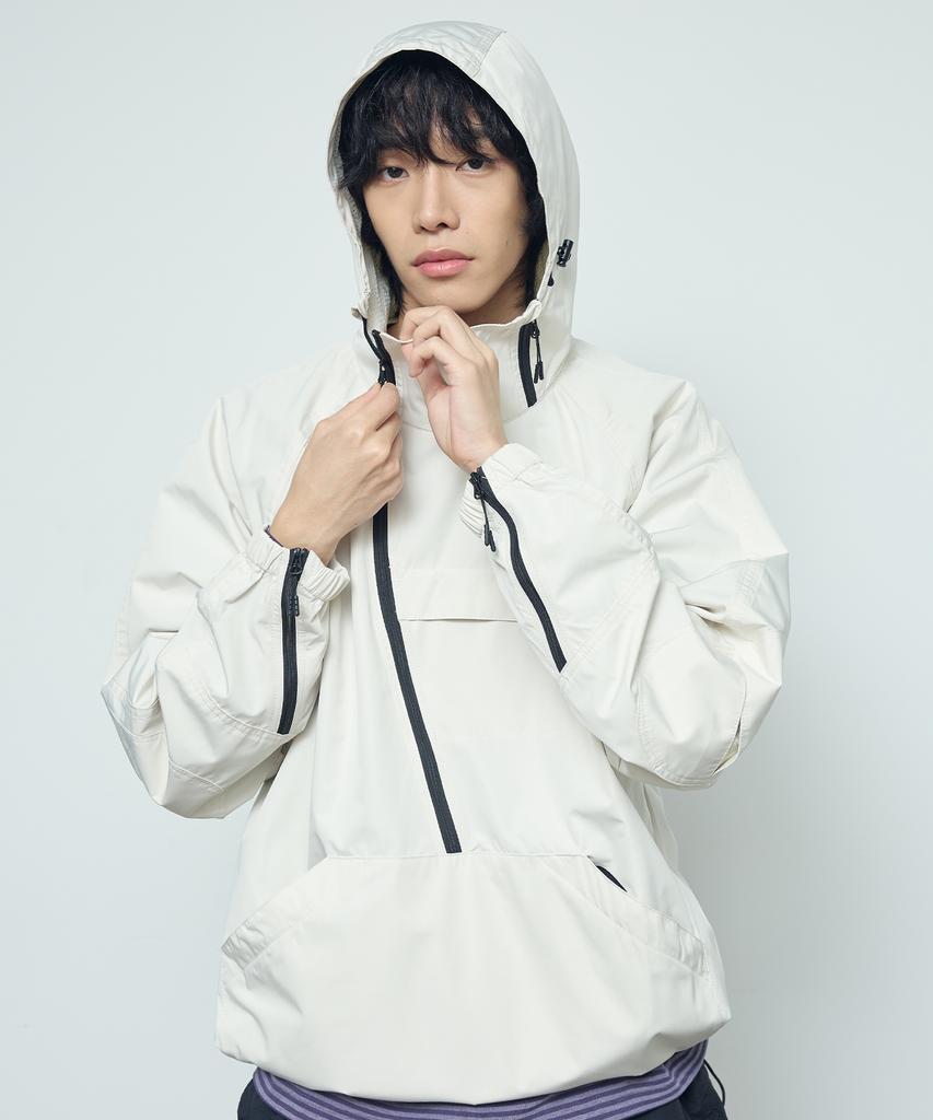 Ballute Hi-Pora Curved Zip Wind Breaker Anorak (Ivory)