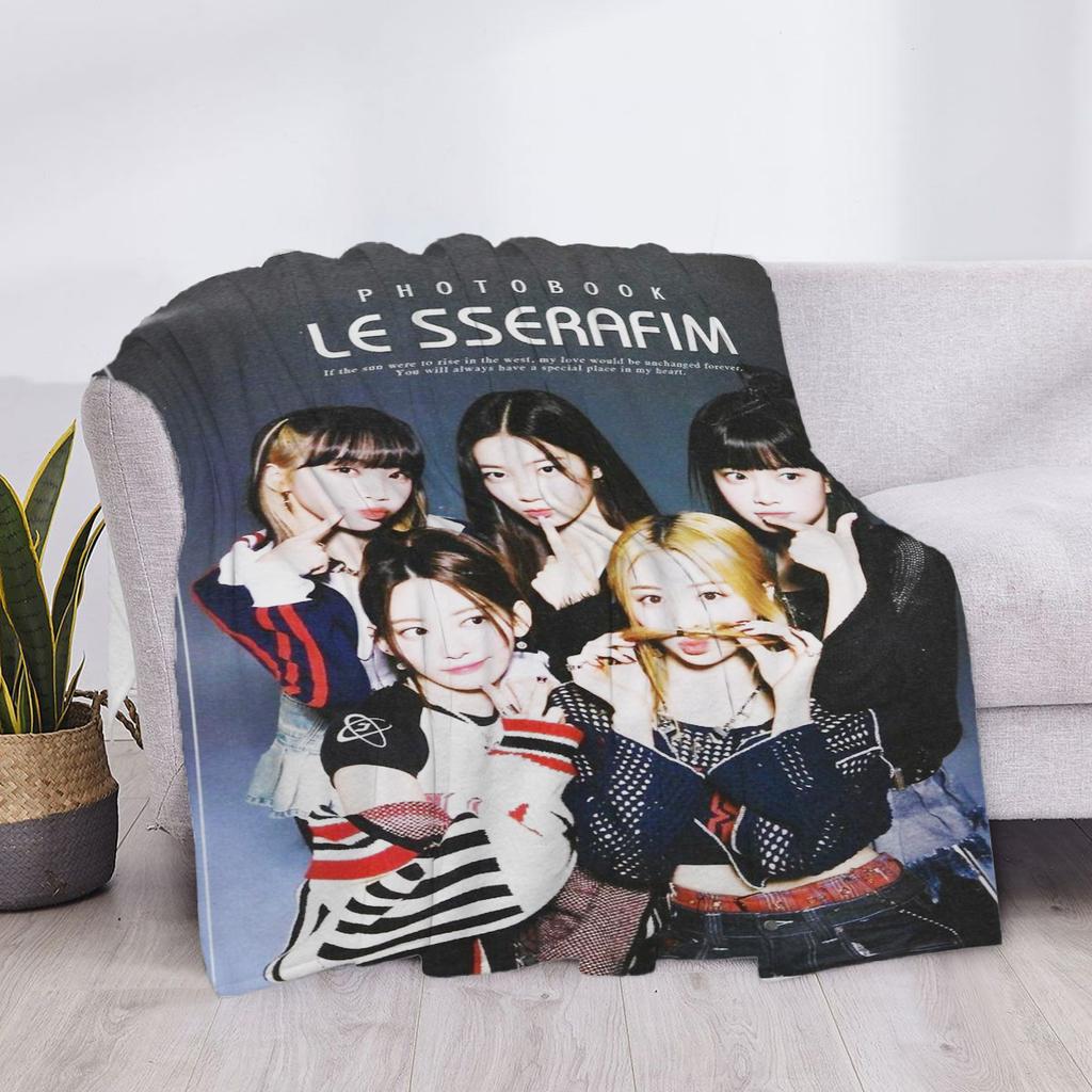 Couverture de canapé Le Serafim Couvertures douces et moelleuses Maison et décoration Jeté Lit Genou Personnalisé Anime Luxe Jetés Mignon pour enfants