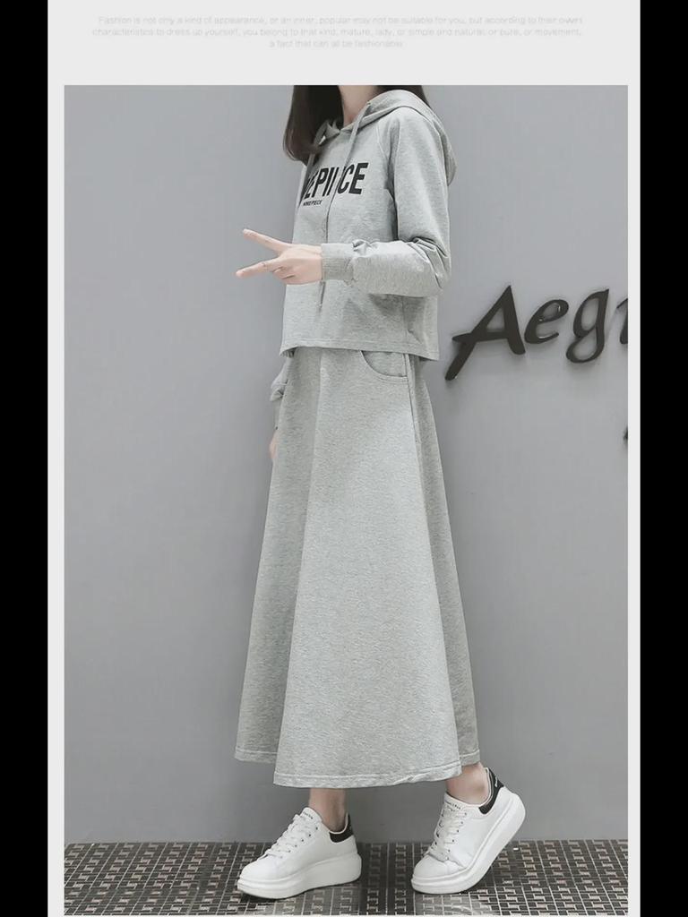 2022 European Early Spring Fashion: Women's Loose-Fit Long Sweater and Skirt Two-Piece Set