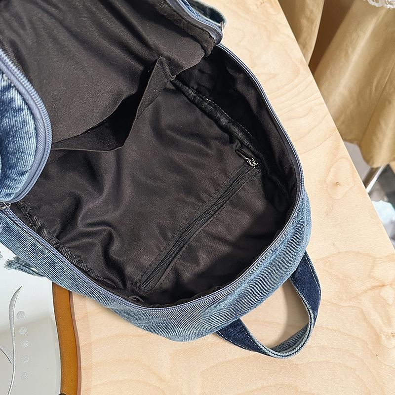 Bull Backpack Large Capacity Multi-Pocket Retro Backpack