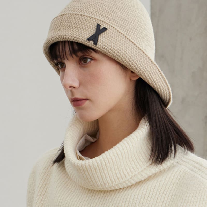 

VARZAR VA Патч Шляпа-ведро вязаная с широкими полями Бежевая FREE