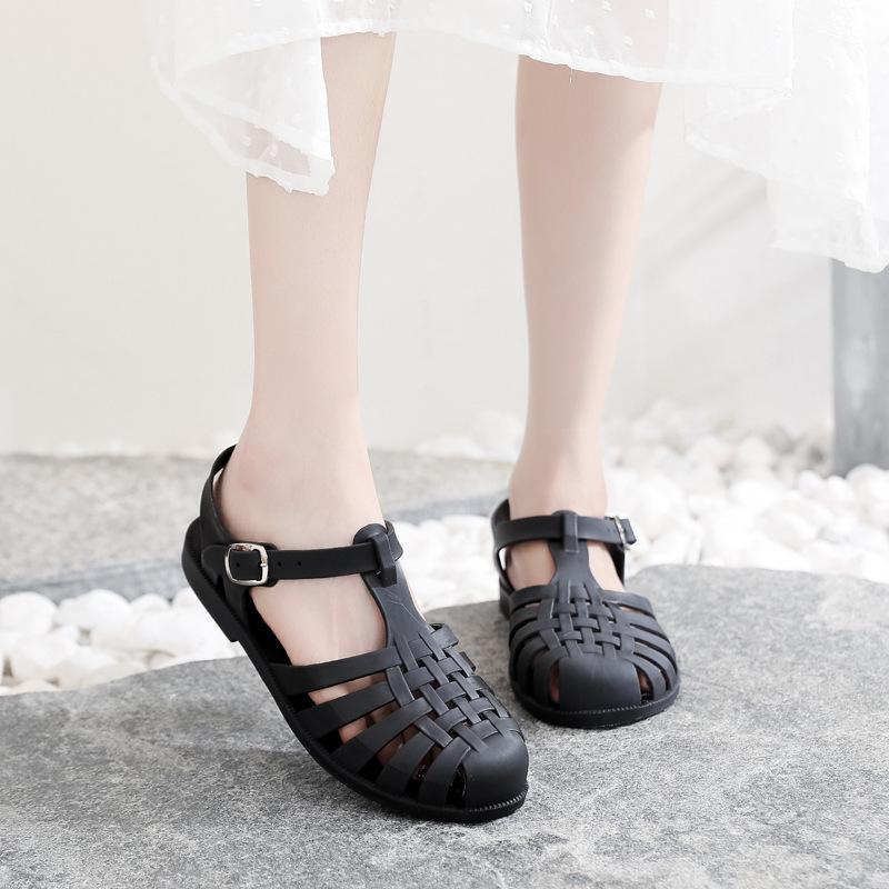 Women's Closed-Toe Hollow Sandals Summer Flat Non-Slip Beach Jelly Shoes Breathable Roman Sandals