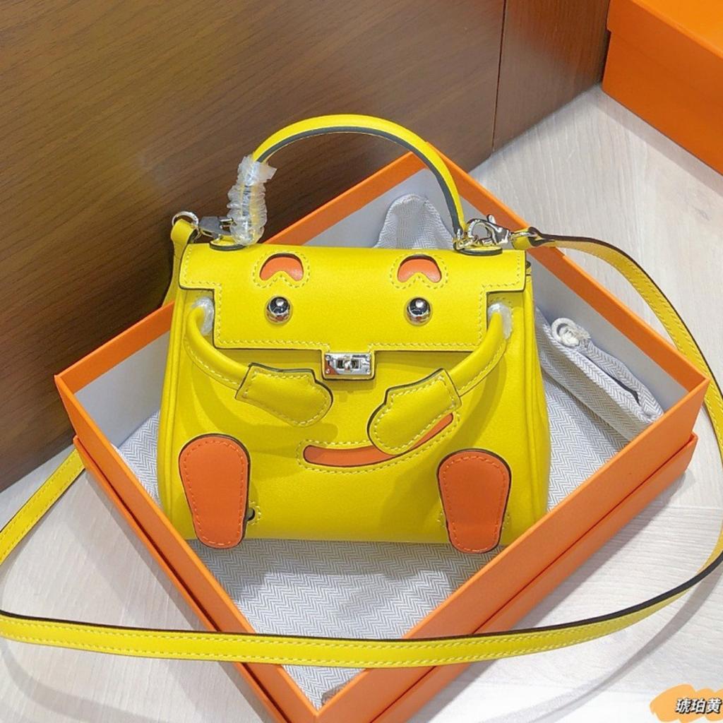 Smiley Bag 2025 New Cute Mini Messenger Bag First Layer Cowhide Shoulder Handbag Spoof Kelli Bag Woman