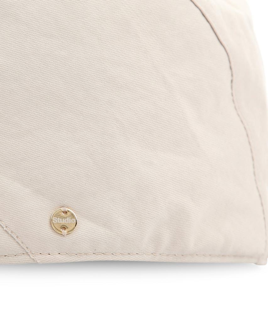 Eondeokeonteulolseutyudio Cotton Classic Hunting Cap Drive Hunting / Flat Bio / Ivory