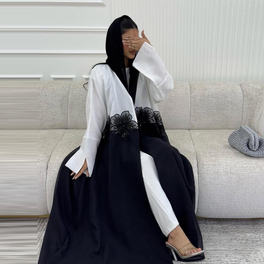 MQ210 Elegant 3D Applique Crinkle Abaya Cardigan for Modest Fashion
