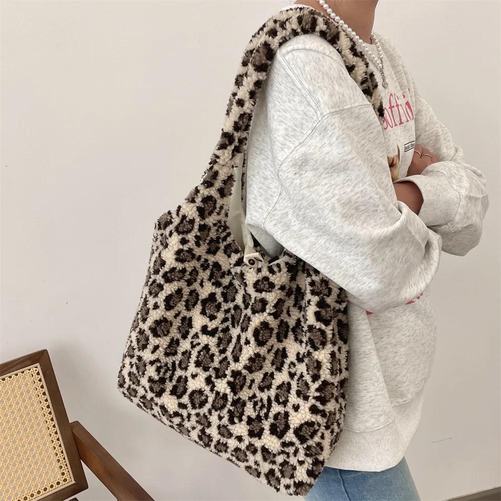 Winter Plaid Women's Plush Shoulder Bags Vintage Leopard Ladies Furry Handbags Large Capacity Female Faux Lamb Wool Tote Bag