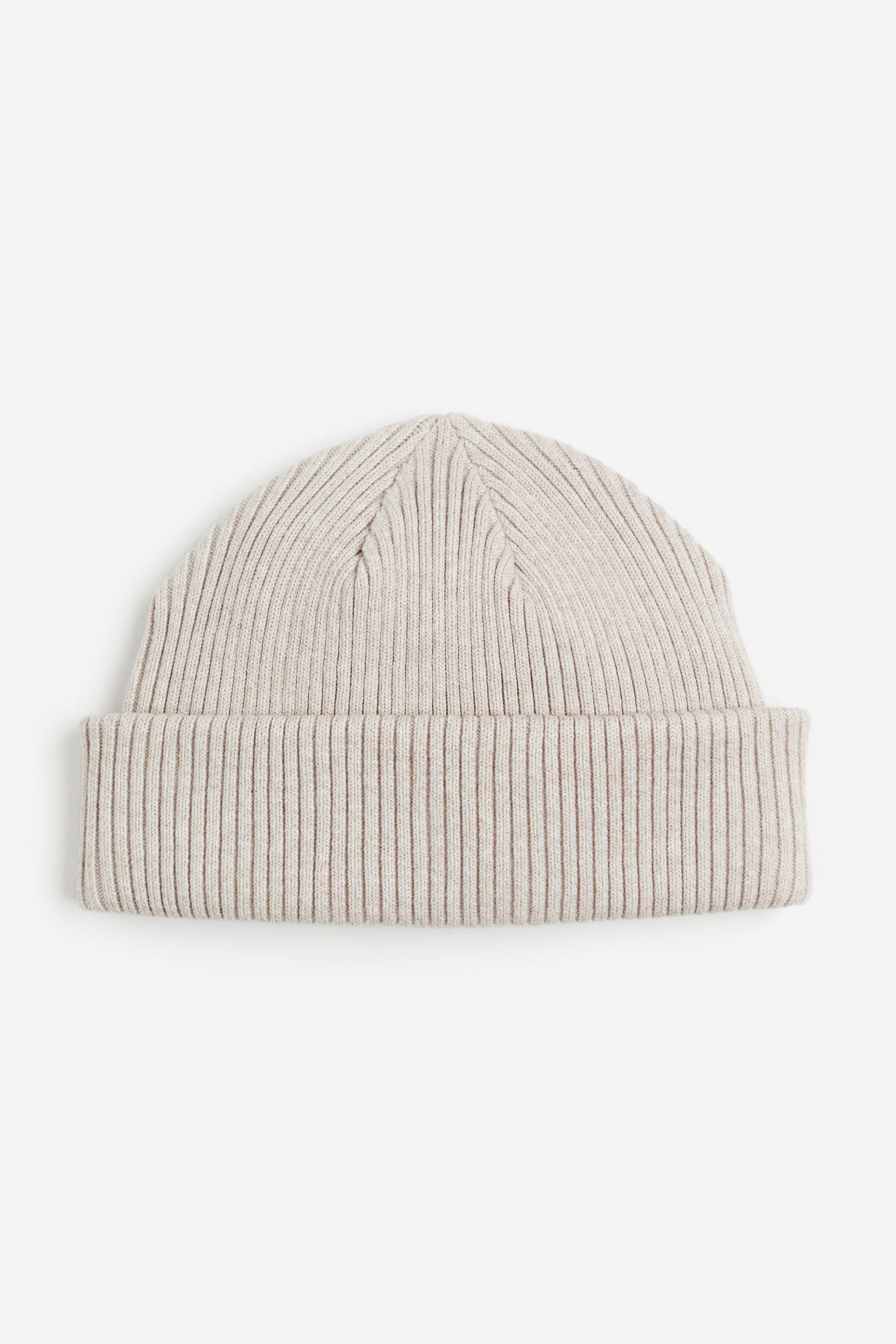 

Шапка ребристой вязки