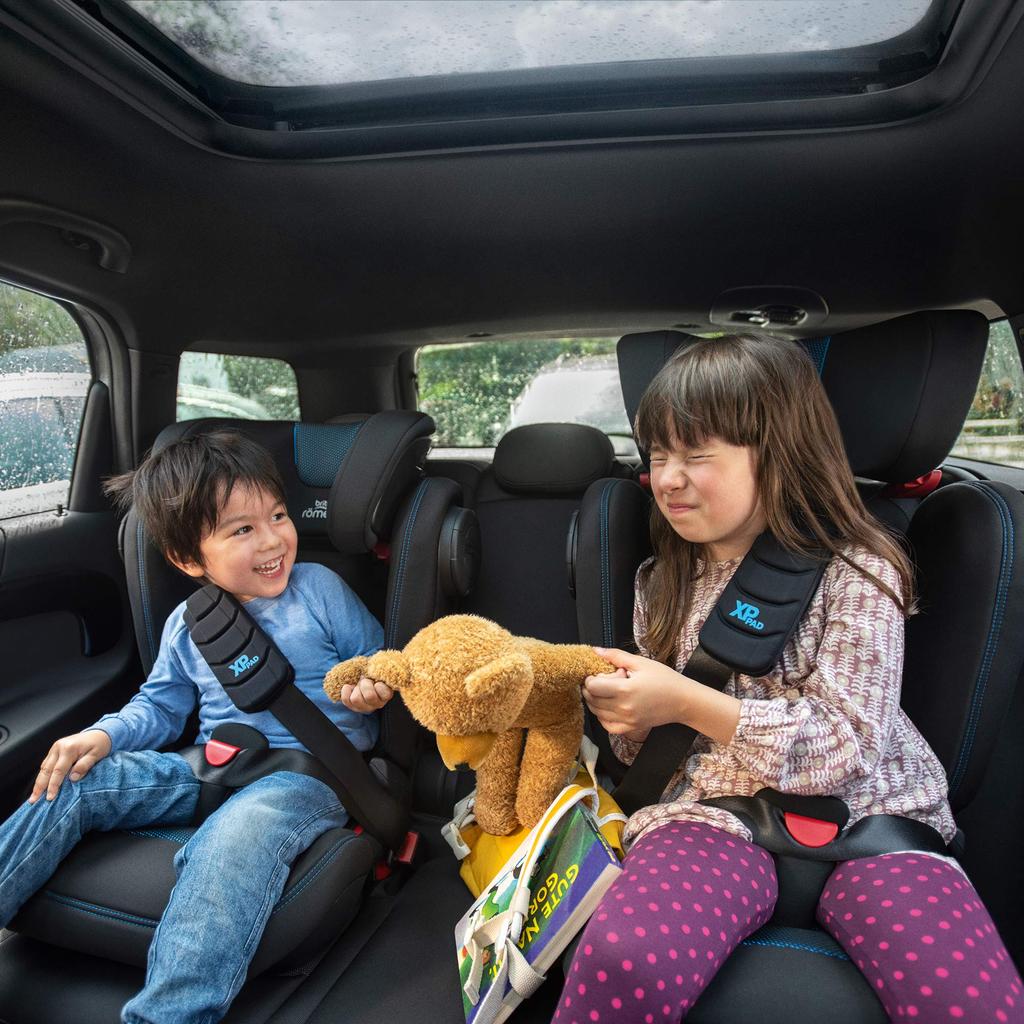 Britaxromer Kompatibel mit ISOFIX und Sicherheitsgurtfixierung KIDFIX III S Cool Flow Blue Ab 4 Jahren BRX33071 (mit Garantie)