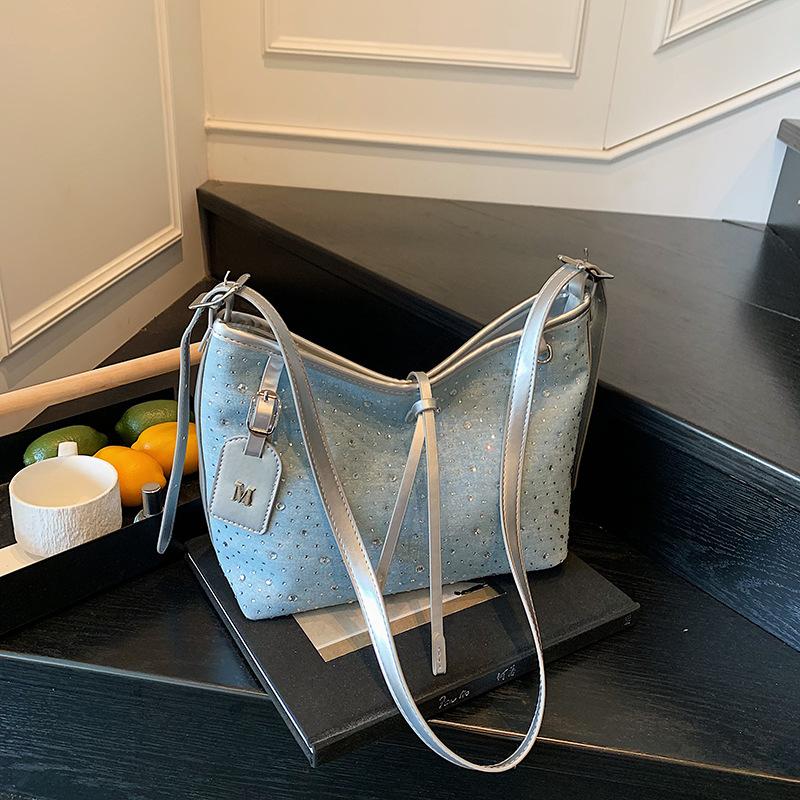 

Летние новые модные женские сумки, горячие бриллианты, цыганские звезды, сумки «мать и дитя», сумки через плечо, популярные джинсовые сумки серебряный