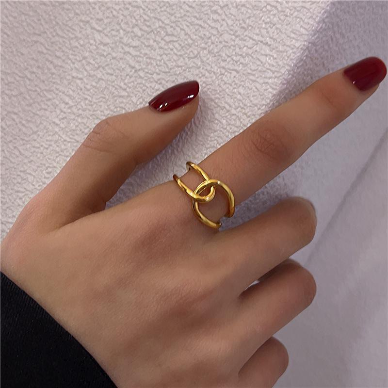 Women's High-grade Wrinkled Texture Metal Ring - Unique Design, Open Style, Light Luxury, Simple Yet Elegant Wide Index Finger Accessory