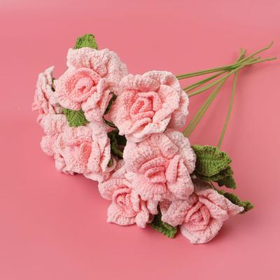 פרחים סרוגים וקרושה לזר כלה זר פרחים סרוג קישוט למסיבת בית מתנה לחברים זר סיום